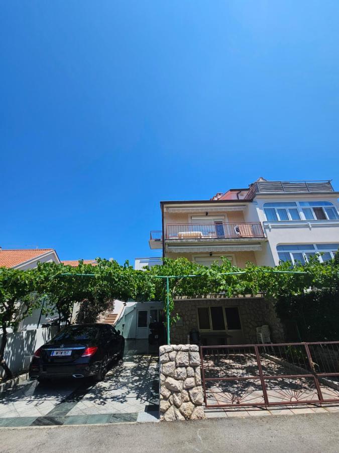 Apartments Bahar Krk คิร์ก ภายนอก รูปภาพ