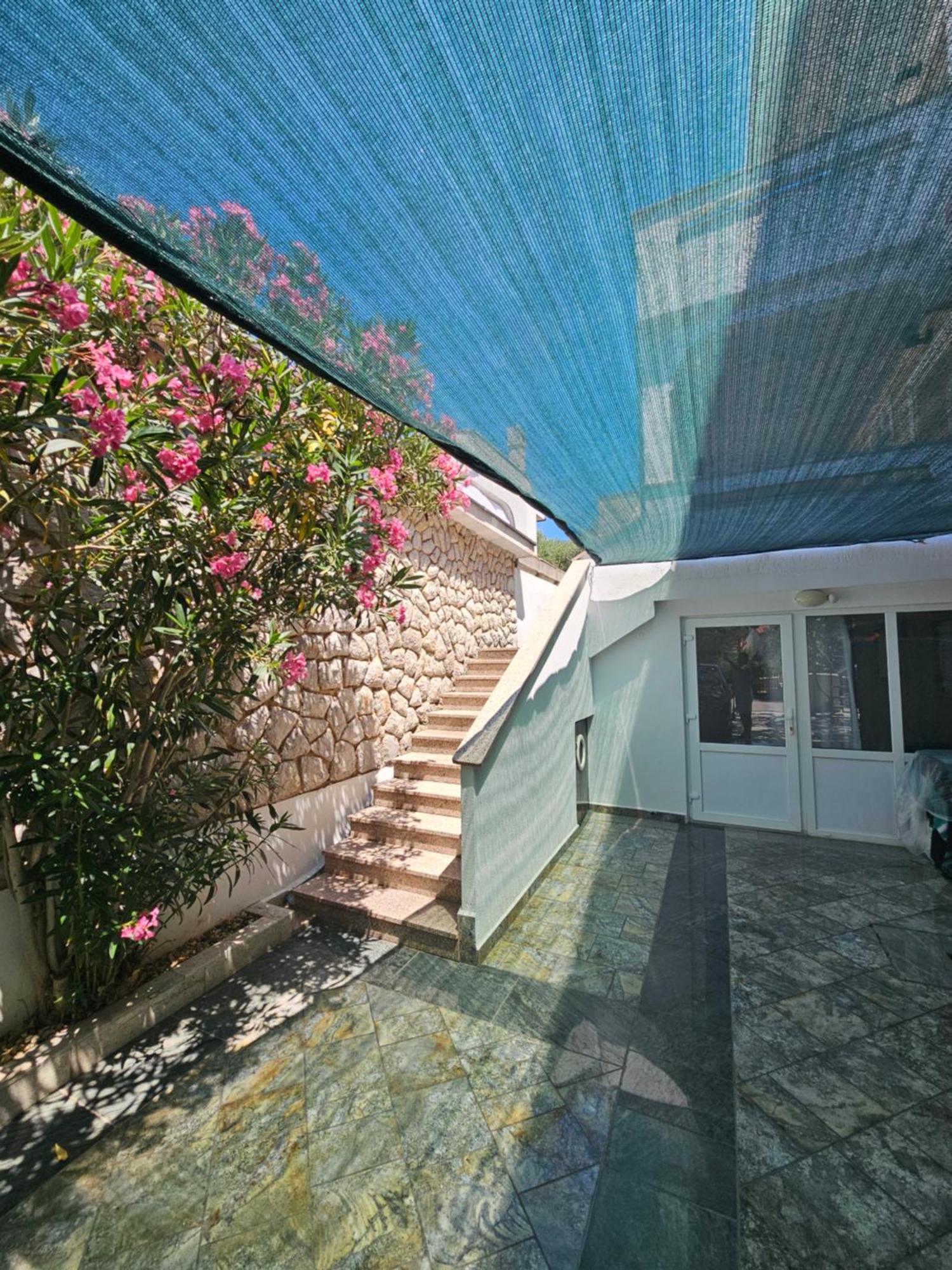 Apartments Bahar Krk คิร์ก ภายนอก รูปภาพ